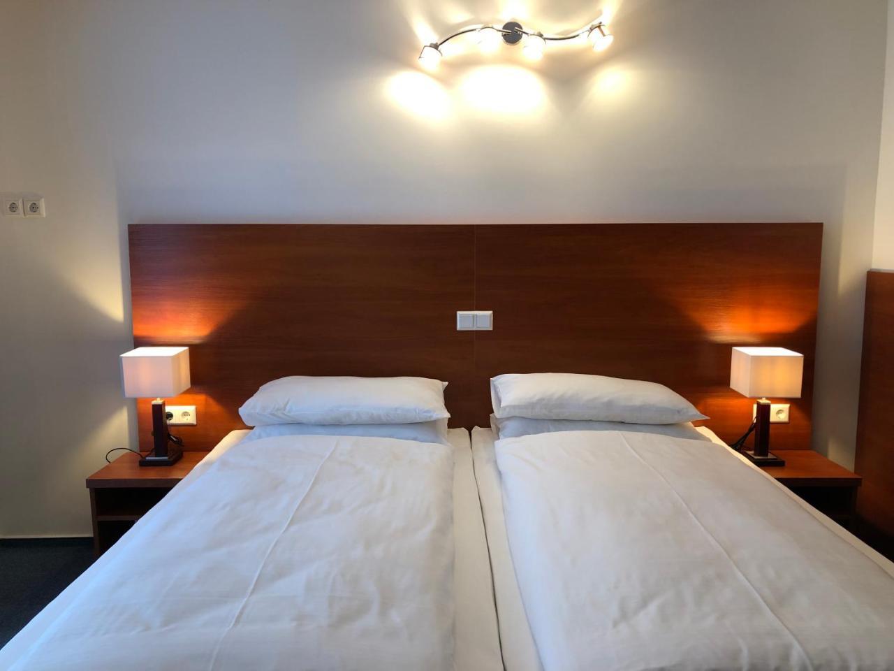 Hotel Mirabell Erlangen Buitenkant foto
